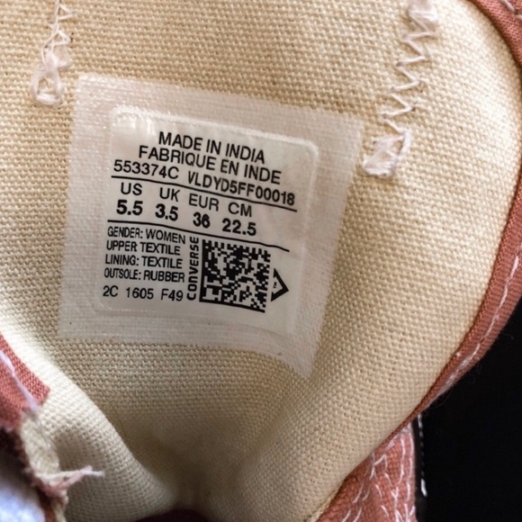 Converse - Picture 6 of 7